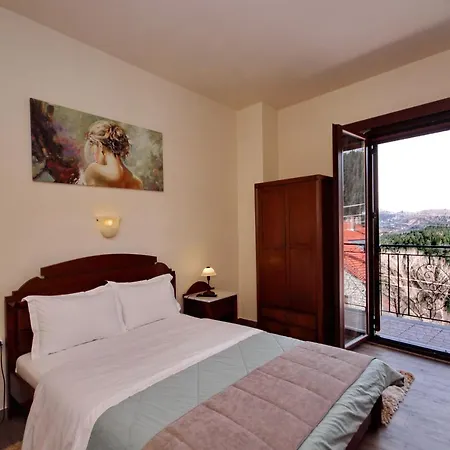 بيت ضيافة Valtessiniko Studios 3*