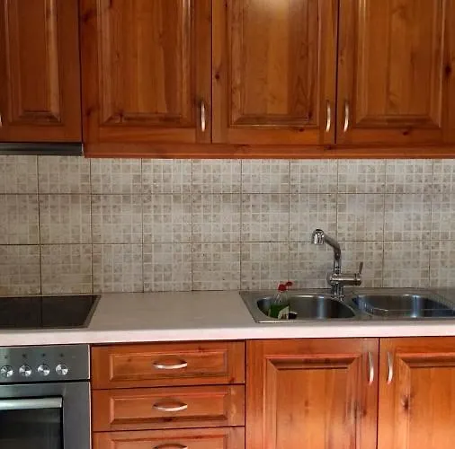 Valtessiniko Studios 3*