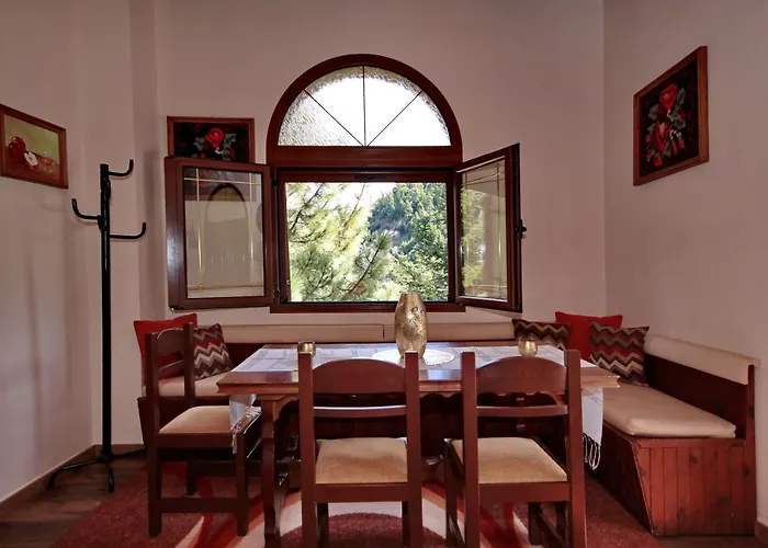 Valtessiniko Studios Pensjonat 3*